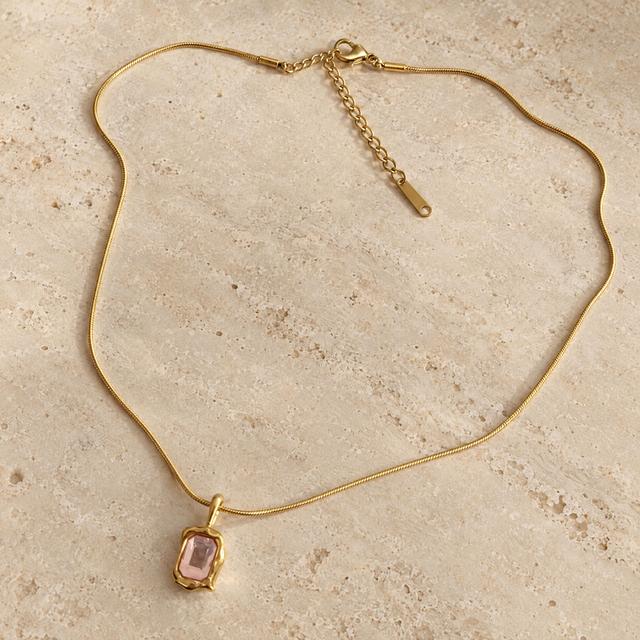 How to Care for Gold-Plated Jewellery: 9 Simple Tips to Keep It Looking Beautiful