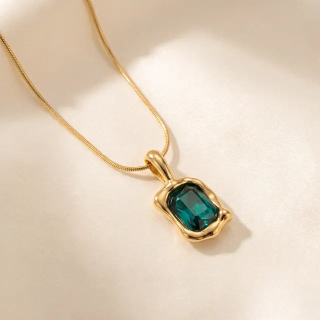 Teal Green Stone Pendant Necklace